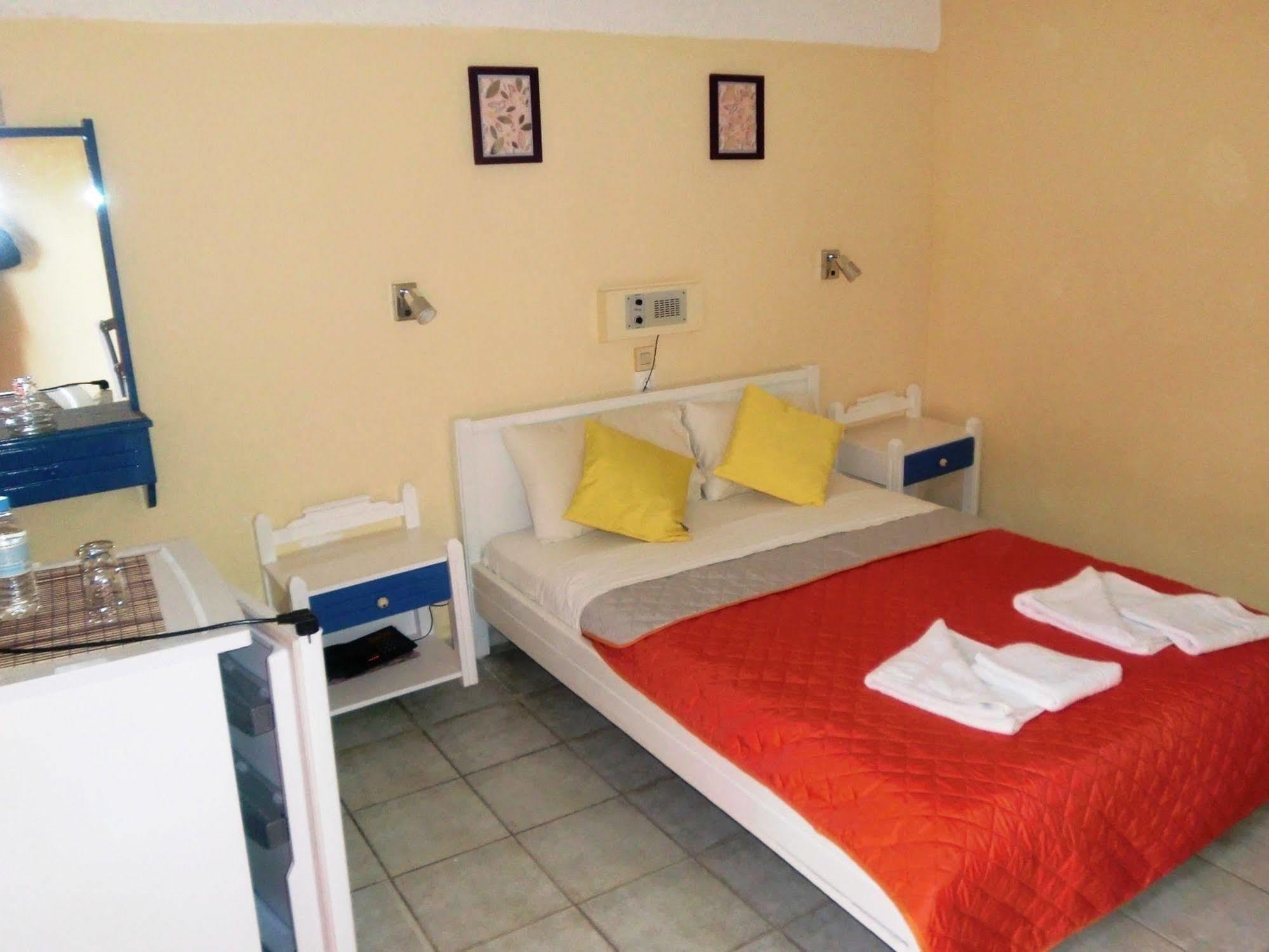 Hotel Neos Matala Zewnętrze zdjęcie